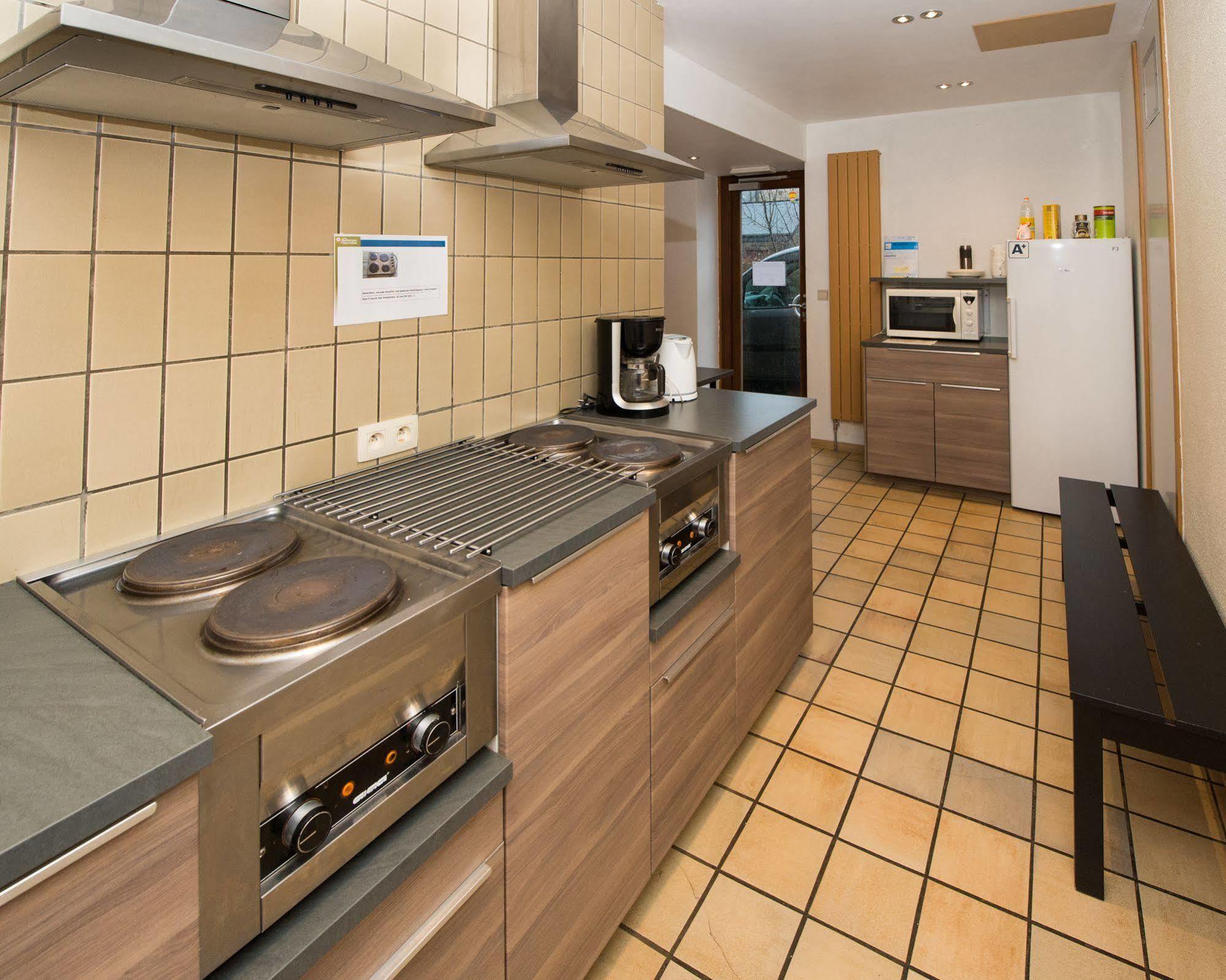 Auberge De Jeunesse De La Roche - Champlon Tenneville Εξωτερικό φωτογραφία