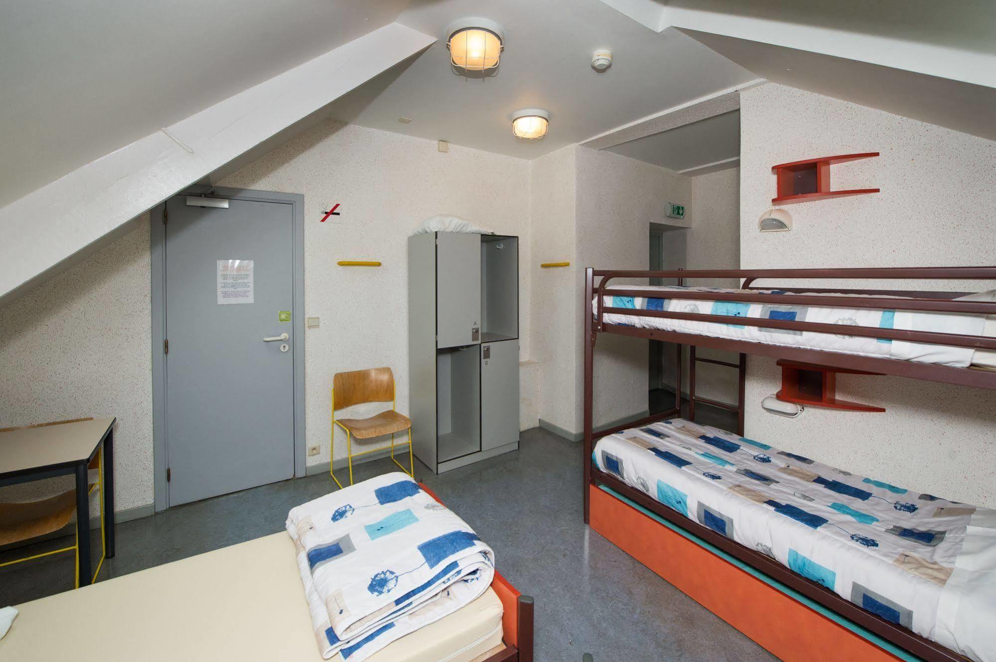 Auberge De Jeunesse De La Roche - Champlon Tenneville Εξωτερικό φωτογραφία